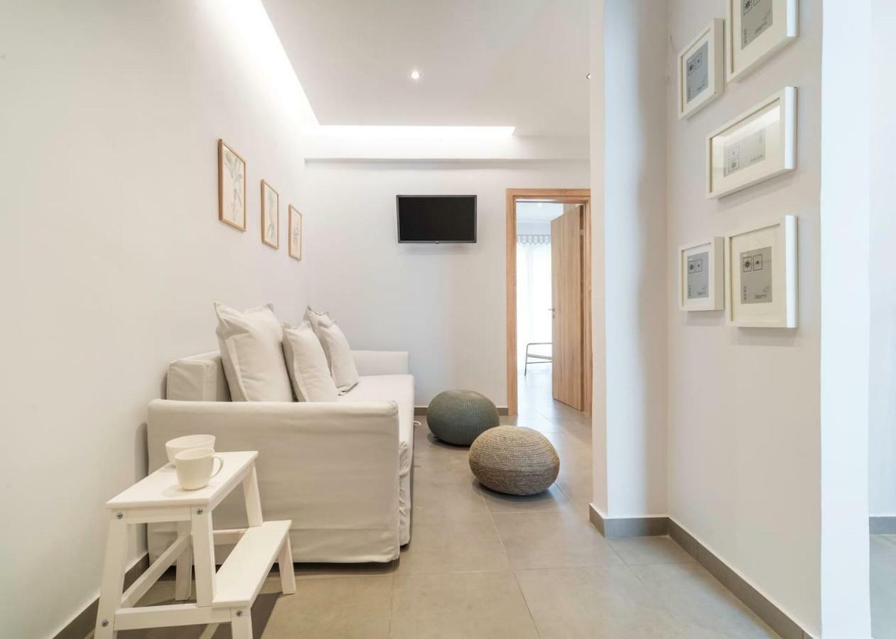 La Casa Bianca Apartment Zakynthos Town Exterior photo